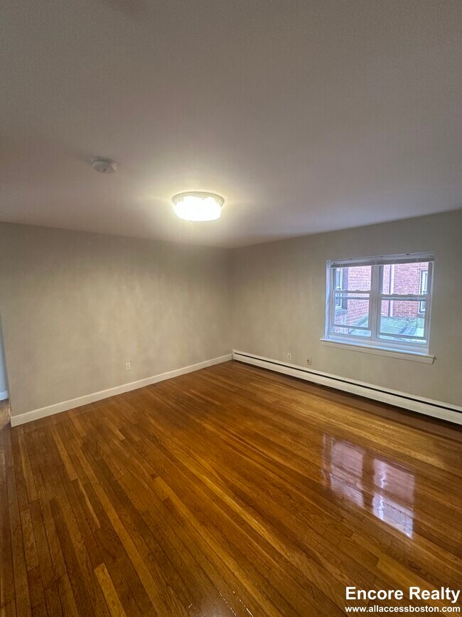 63 Selkirk Rd unit 9, Brighton, MA 02135 - photo 2