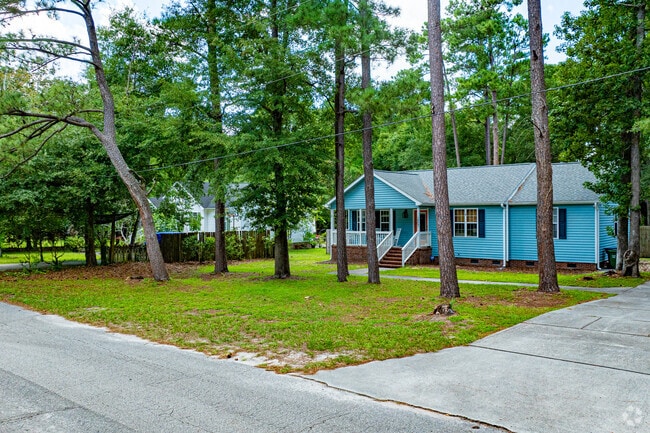 Homes in Lake Forest come in a wide range of architectural styles.