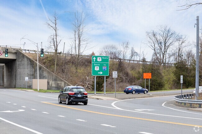 Broad River also has access to I95 for easy trips to New York City and beyond.