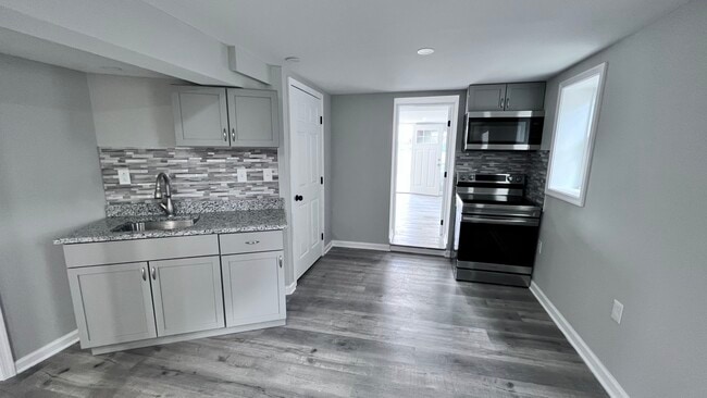 4111 Sunnyside Ave unit Basement Apartment, Baltimore, MD 21215 - photo 7