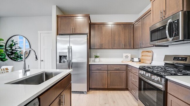 7196 SE Butternut Creek Pkwy, Hillsboro, OR 97123 - photo 3