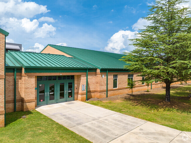 Kedron Elementary School is located at 200 Kedron Dr, Peachtree City, GA 30269.