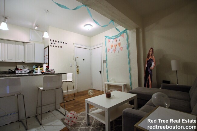 2007 Commonwealth Ave, Auburndale, MA 02466 - photo 4