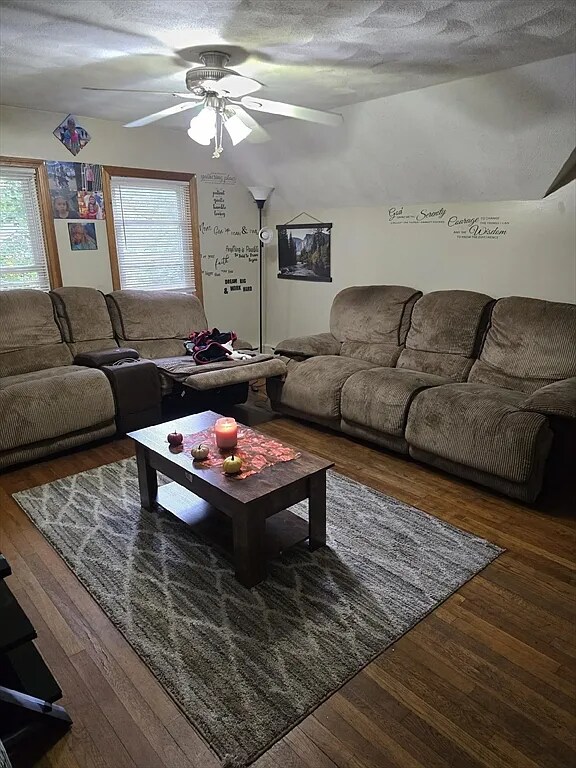 173 Bay St unit 3, Taunton, MA 02780 - photo 2