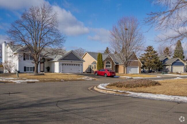 different kinds of single family homes can be found in the Galaxie Commons neighborhood.