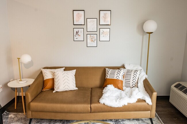 2301 Ingersoll Ave unit ID1058298P, Des Moines, IA 50312 - photo 6