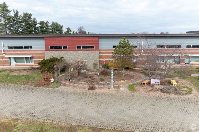The student population of Wellington Elementary is 622 and the school serves PK-5.