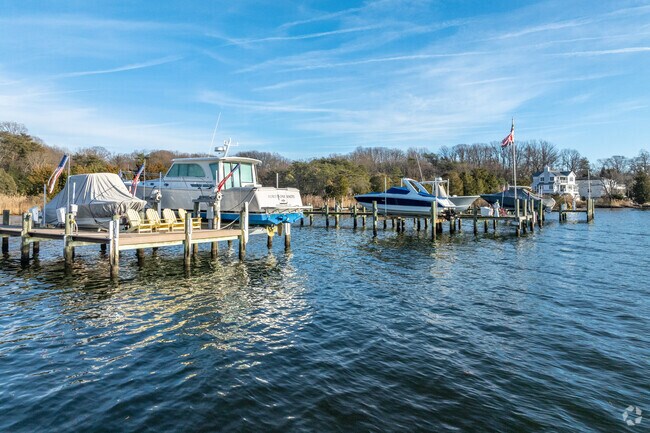 After a day out on the water, enjoy the luxury of your own dock in Severna Park.