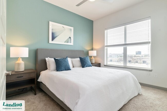 900 E Six Forks Rd unit 218, Raleigh, NC 27604 - photo 4