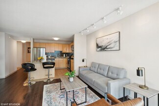 225 N Columbus Dr Unit ID1028842P, Chicago, IL 60601