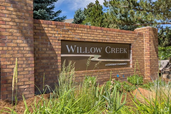 Signage for the Willow Creek neighborhood.