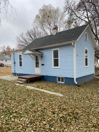 313 N 8th St, Norfolk, NE 68701