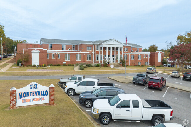Montevallo High School is in the Shelby County School district.