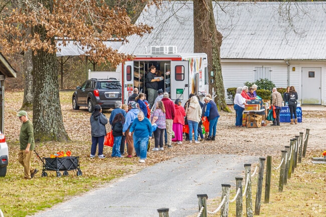 The Parsonsburg community comes together to support each other.