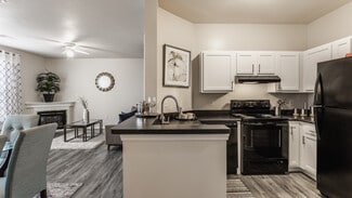 2730 Riverchase Dr, Indianapolis, IN 46214