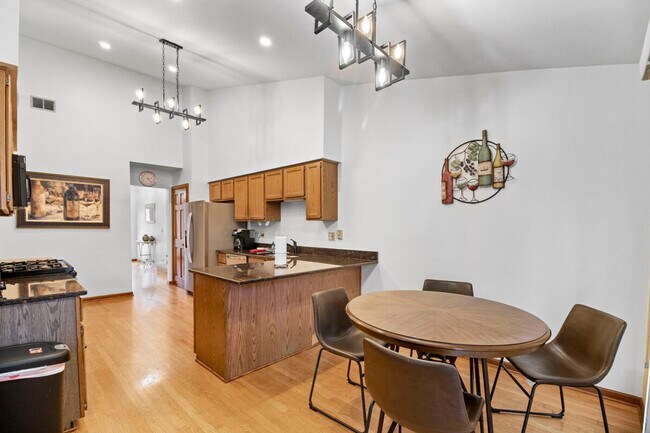 121 S Windham Ln unit ID1285039P, Bloomingdale, IL 60108 - photo 7