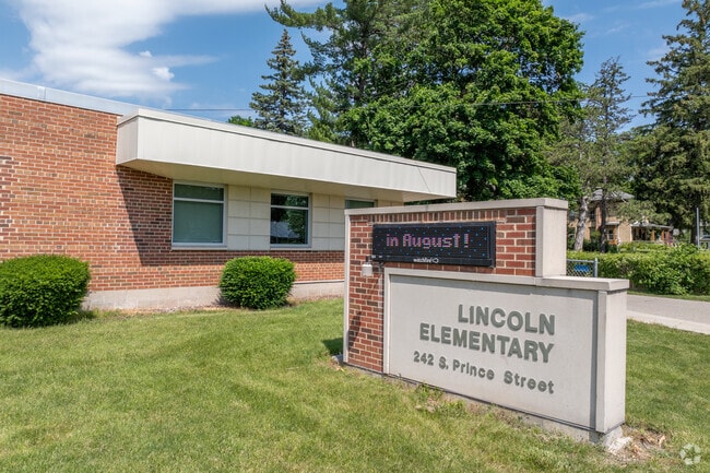 Lincoln Elementary School is a great option for Whitewater students.