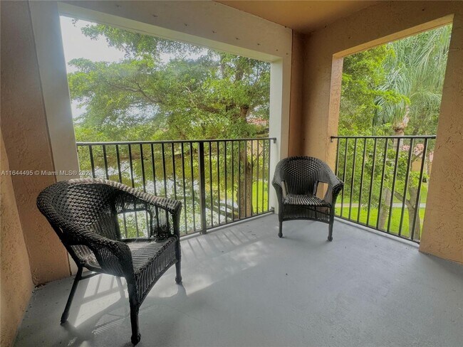 2133 Renaissance Blvd unit 304, Miramar, FL 33025 - photo 3