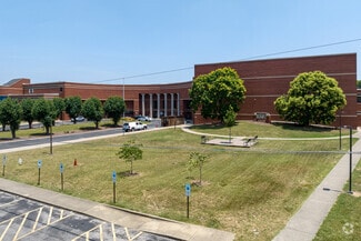 Pearl Cohn Magnet High School