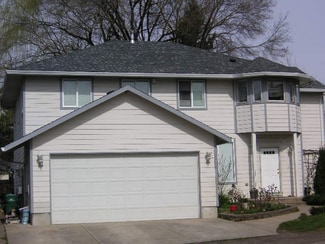 12143 SE Johansen Ct, Clackamas, OR 97015