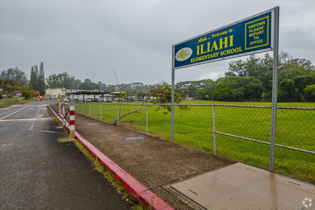 Discover a world of learning at Iliahi Elementary School.