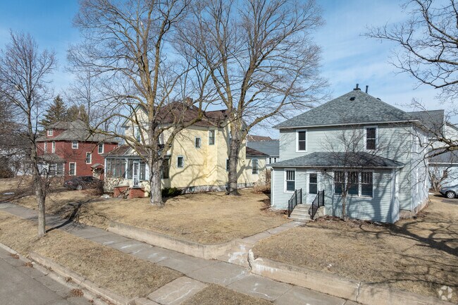 There are a variety of historic homestyles throughout Rice Lake.