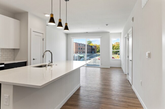 5945 6th Ave unit 304, Kenosha, WI 53140 - photo 6