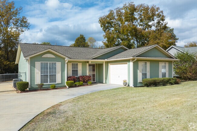 Craftsman style homes are a common sight in Bessemer Alabama.