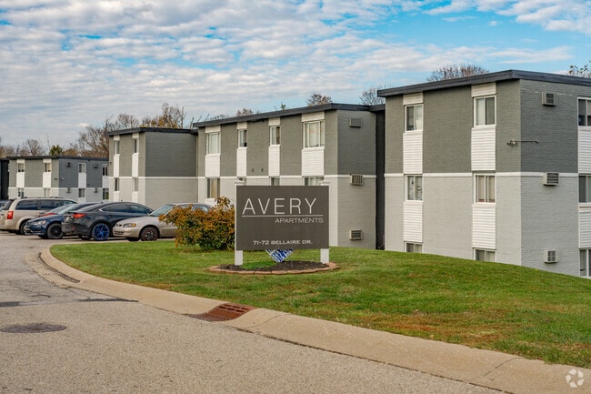 Newer smaller condos can be found in the Greendale region.