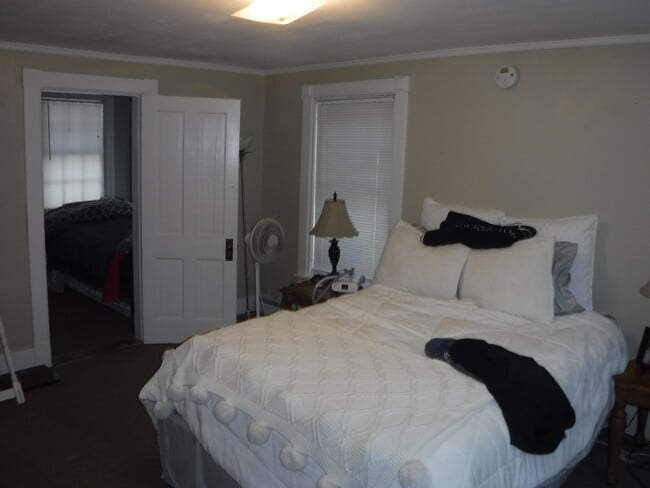 32 College Ave unit 3, Orono, ME 04473 - photo 7