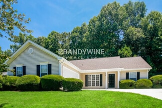 152 Ridgecrest Dr, Douglasville, GA 30134