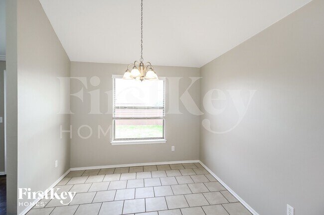2616 SE 93rd St, Moore, OK 73160 - photo 5