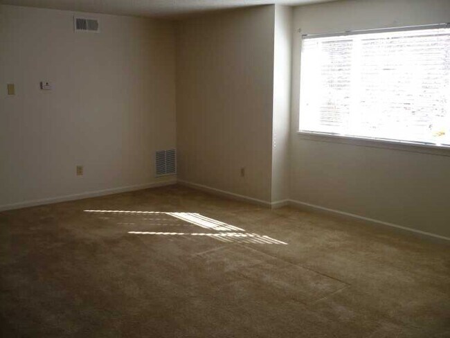 Craigmont Manor, Craigsville, VA 24430 - photo 7