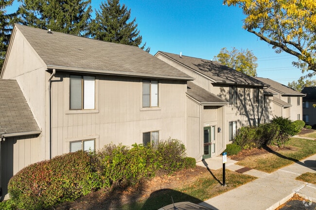 Apartment complexes can be found in the neighborhood of Canterbury Green.