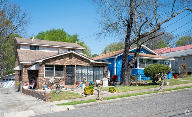 Admire the brick homes found in Roosevelt.