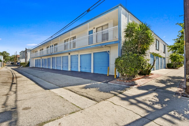 909 N. Wilmington Blvd., Wilmington, CA 90744 - photo 3