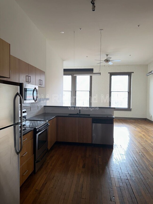 1322 W Broad St Unit 2b, Richmond, VA 23220