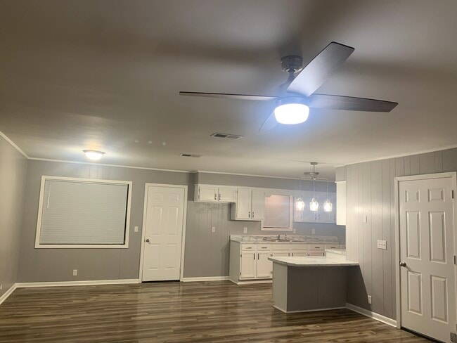 Living & Dining Areas