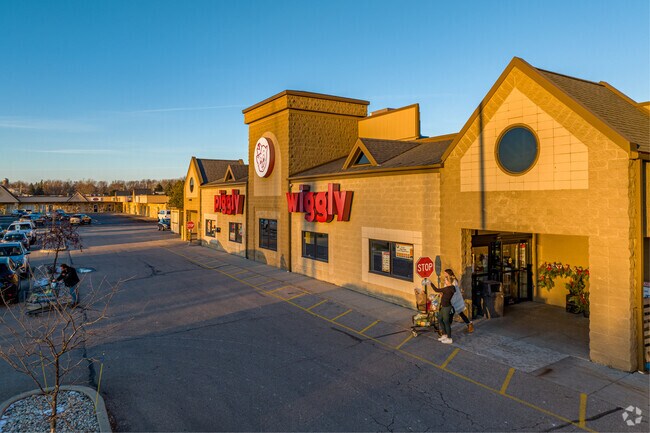 Richfield residents can do some shopping at the local Piggly Wiggly.