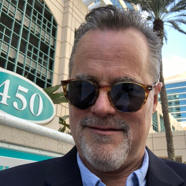 Agent Photo