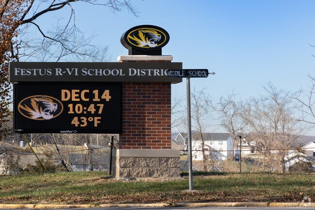 Festus Elementary School is a public elementary school located in Festus, Missouri.