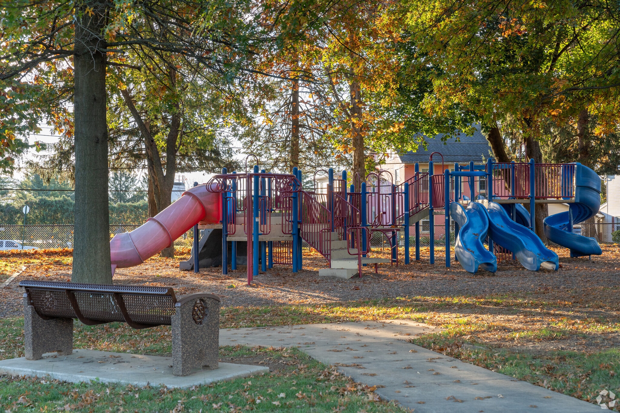 About Lower Macungie Township East Schools, Demographics, Things to