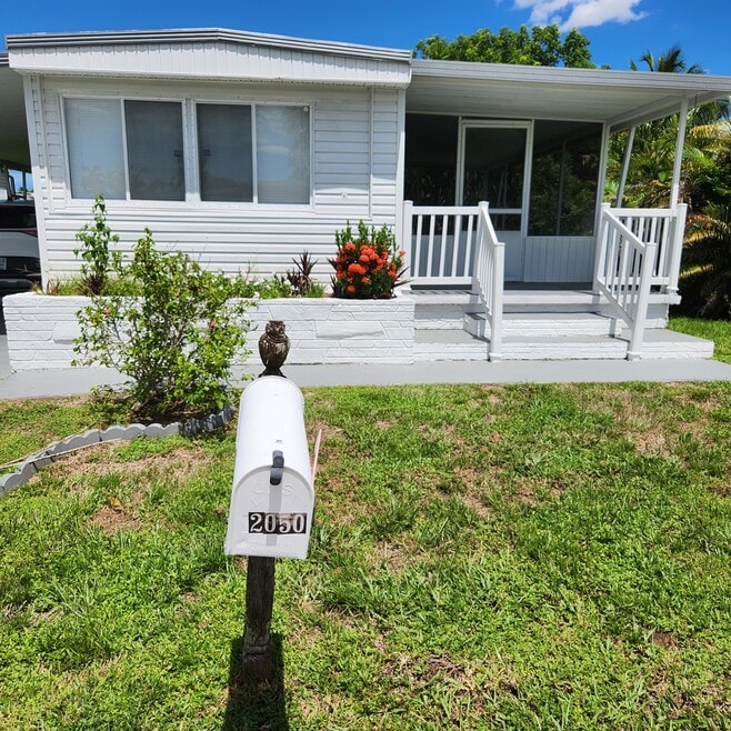 2050 SW 83rd Terrace, Davie, FL 33324 - photo 1