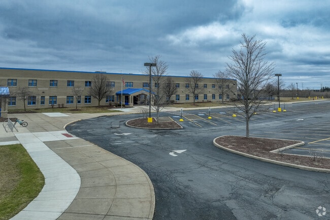 Bristol Bay Elementary School has a 1/5 niche rating.