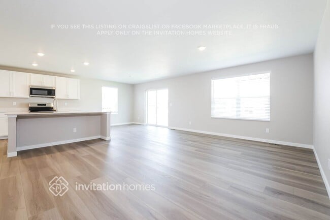 21937 E 39th Place, Aurora, CO 80019 - photo 4