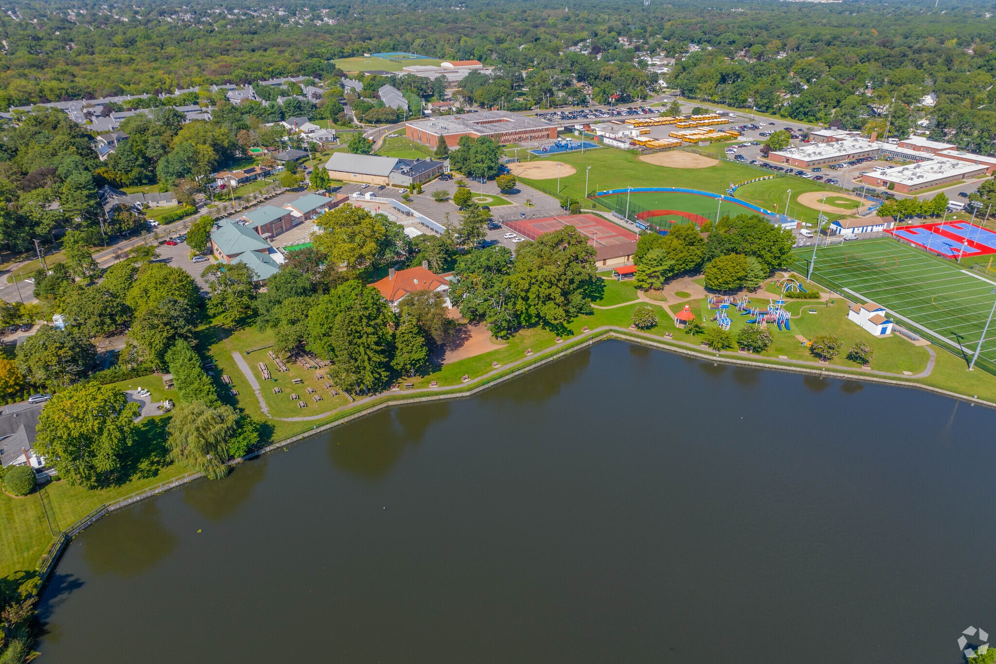 About North Babylon Schools, Demographics, Things to Do