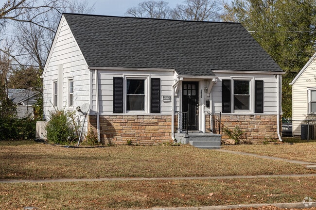 Find cozy Cape Cod homes perfect for empty nesters in Peter Paul.