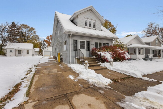 742 S 23rd St, South Bend, IN 46615 - photo 2