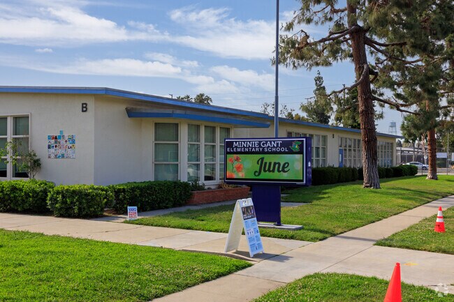 Minnie Gant Elementary aims to ensure student achievement through high expectations.