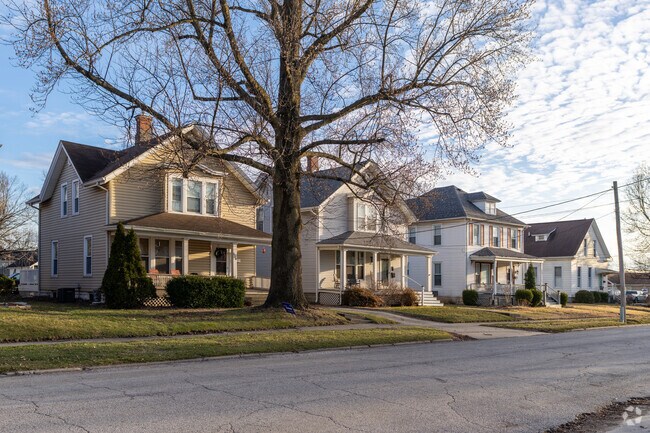 Downtown Jerseyville is home to a dense population of 19th century bungalows.
